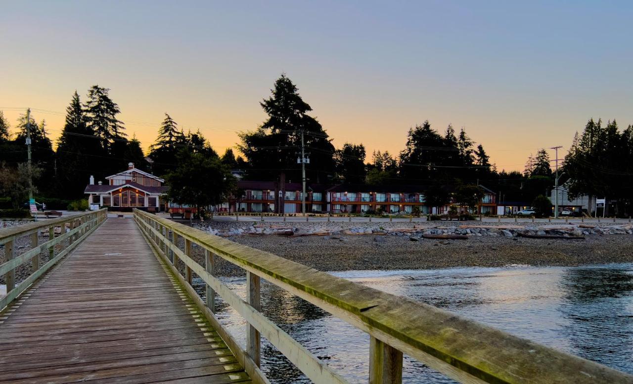 The Oceanside, A Coast Hotel Sechelt Exterior foto