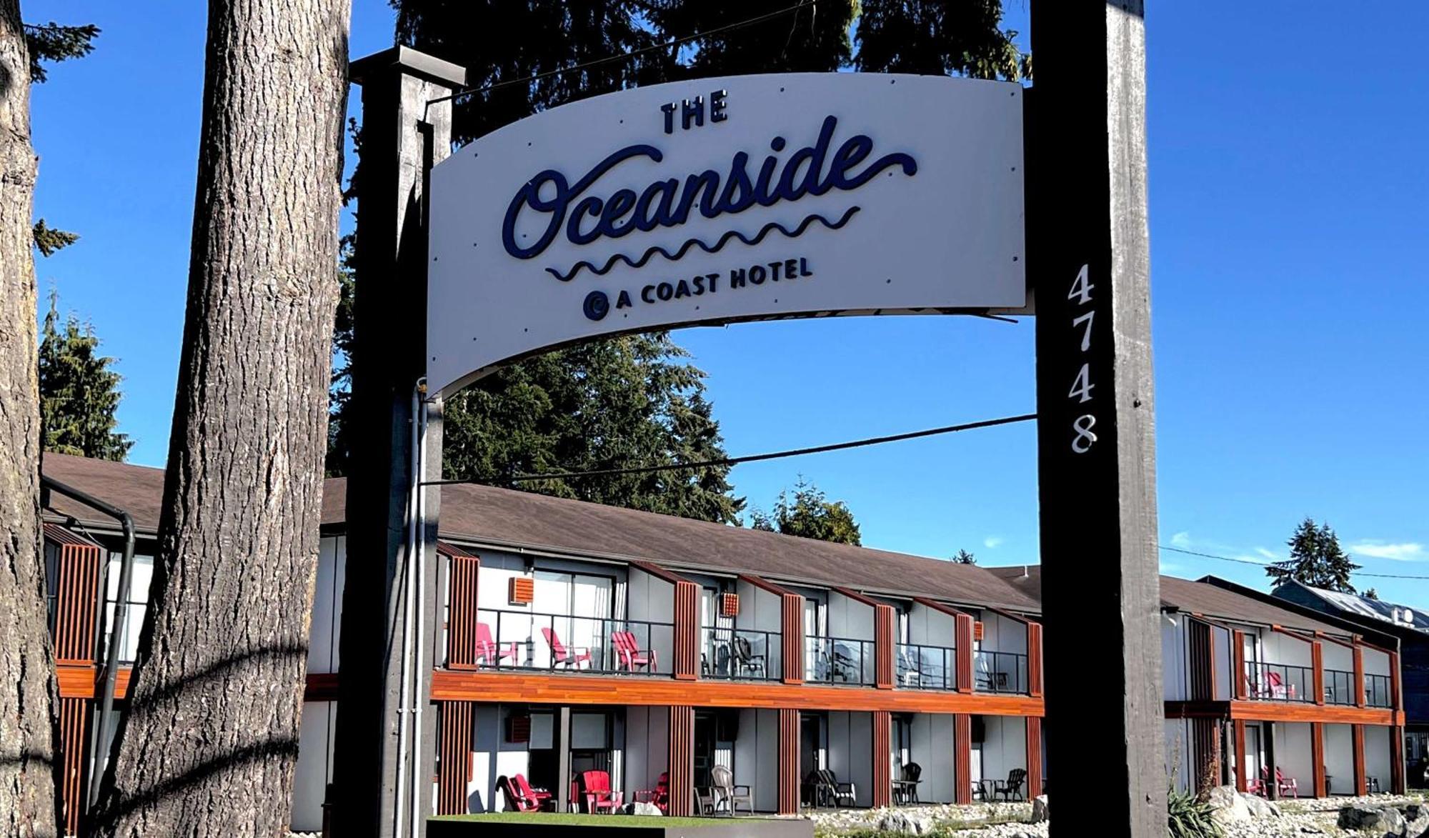 The Oceanside, A Coast Hotel Sechelt Exterior foto